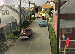 hobby-railroad-street-scene-with-autos-and-house-models